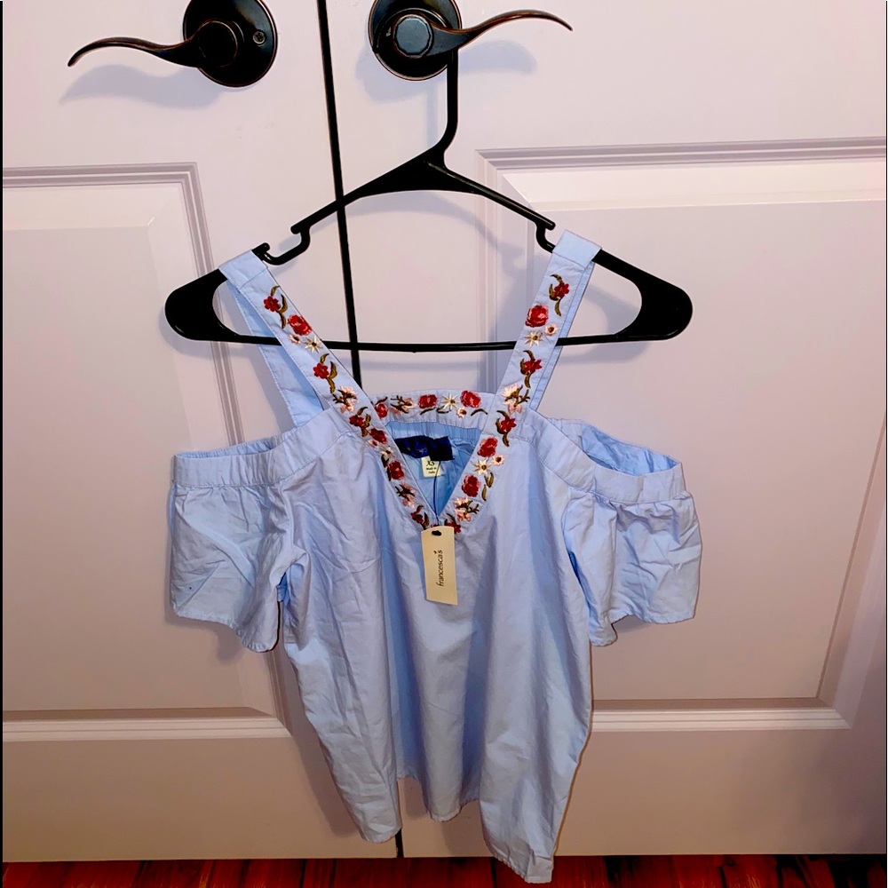 Francesca’s Cute top